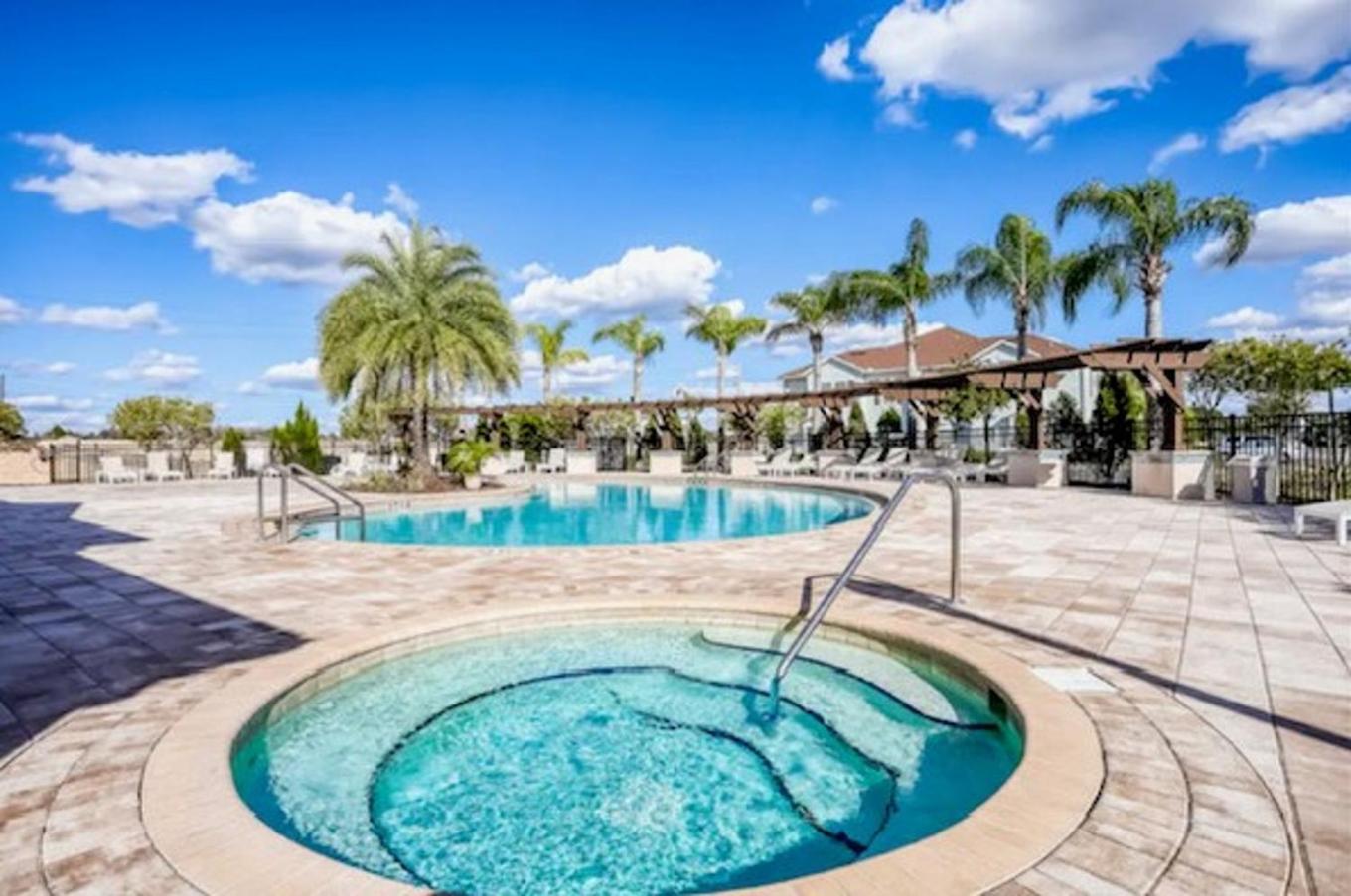 Beautiful & Cozy 4bd Home, Gated Community Casa vacanze Kissimmee